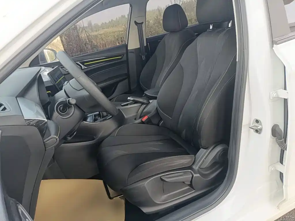 Roewe i5 — миниатюра 15