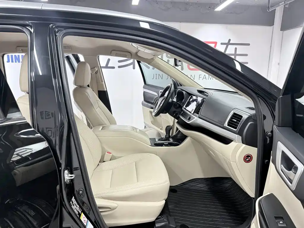 Toyota Highlander — миниатюра 16