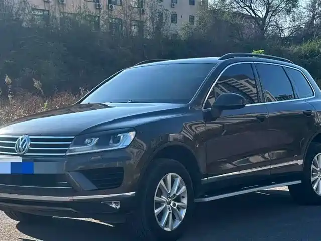 VOLKSWAGEN TOUAREG 2017