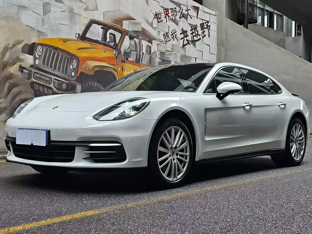 Porsche Panamera 2019