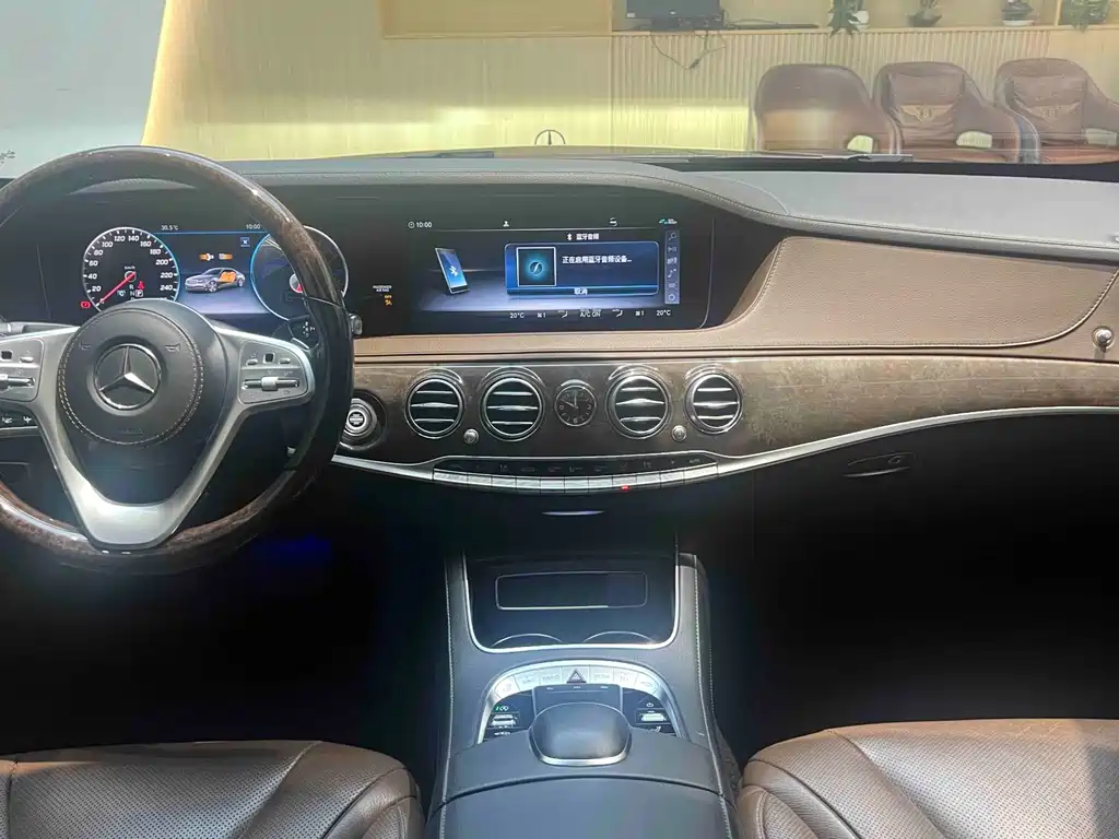 Mercedes-Benz S-Class — миниатюра 24