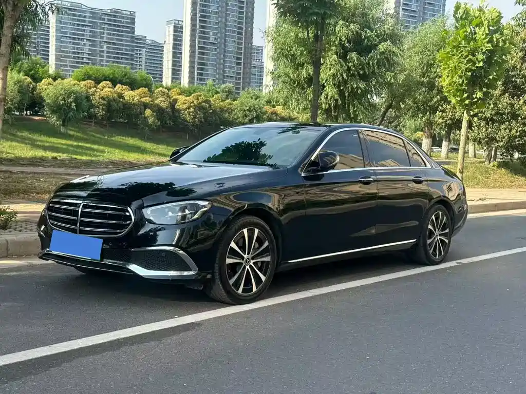 Mercedes-Benz E-Class NEV 2022 Facelift E 350 e L Plug-in Hybrid Dynamic Power Sedan