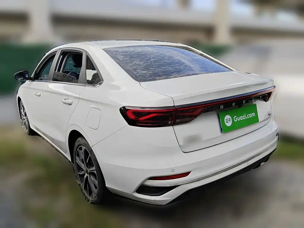Geely Emgrand — миниатюра 25