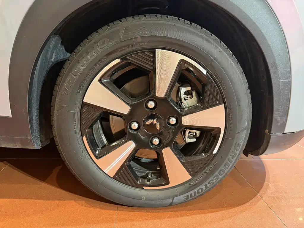 Wuling Bingo PLUS — миниатюра 13