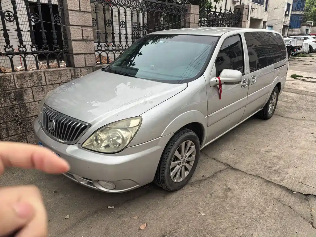 Buick GL8 2015