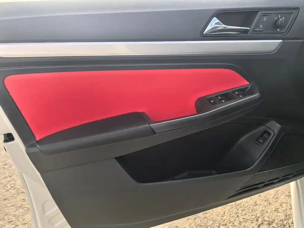 Volkswagen Lavida — миниатюра 9
