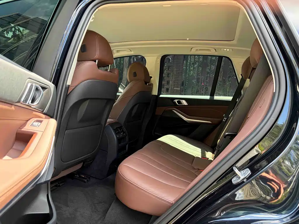 BMW X5 (Import) — миниатюра 8