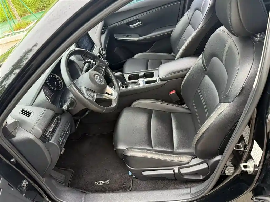 Nissan Sylphy 2021 1.6L XL CVT Enjoy