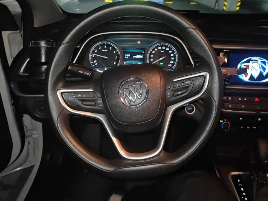Buick Excelle — миниатюра 15