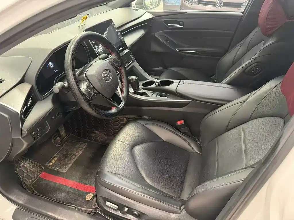 Toyota Avalon — миниатюра 3