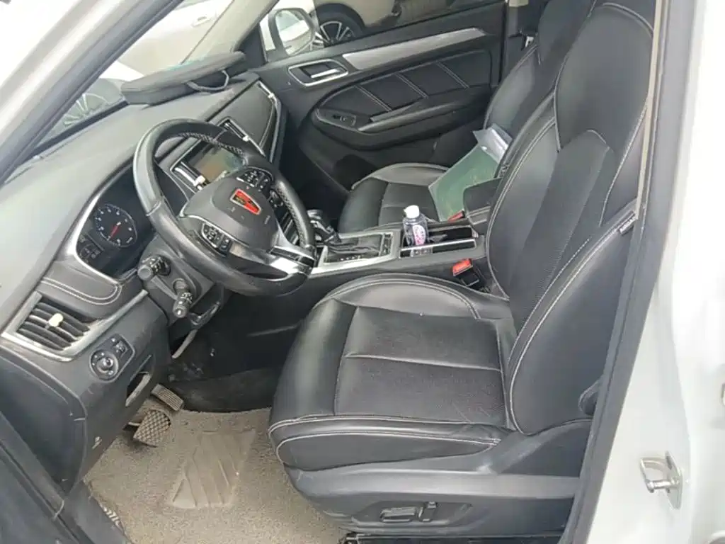 Roewe RX5 — миниатюра 20