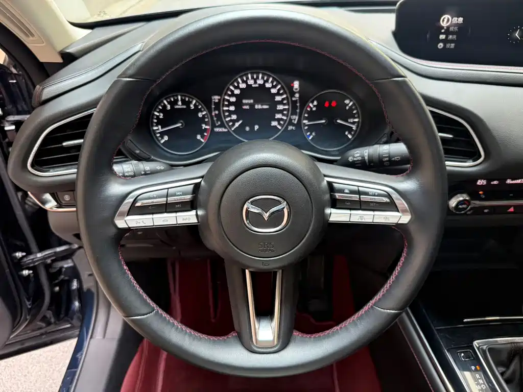 Mazda CX-30 — миниатюра 11