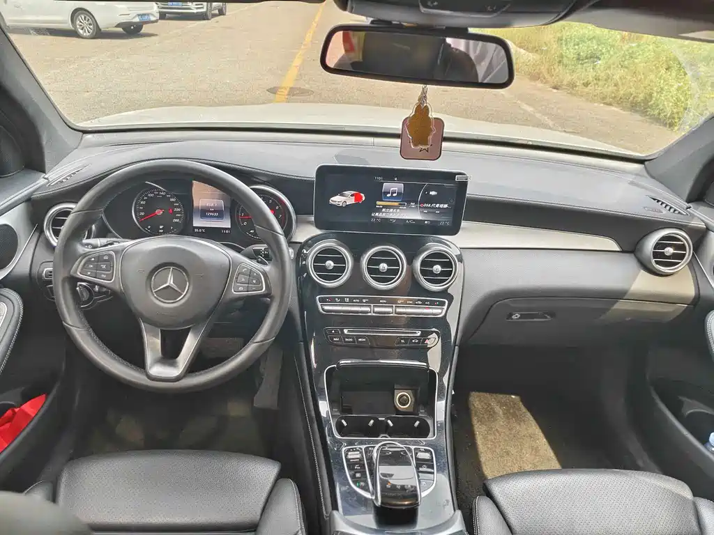 Mercedes-Benz GLC — миниатюра 10