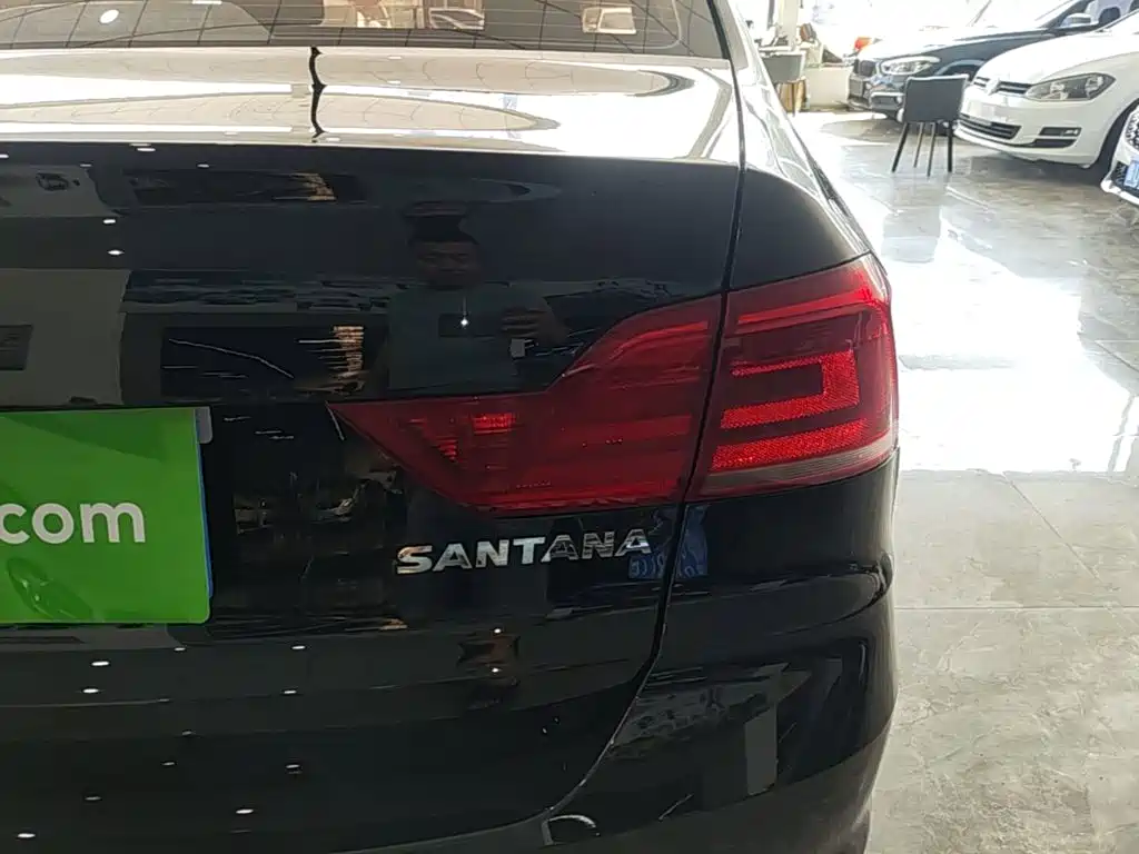Volkswagen Santana — миниатюра 8
