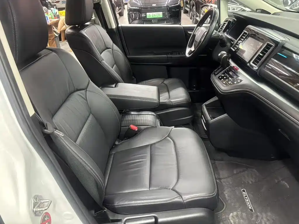 Honda Elysion — миниатюра 13