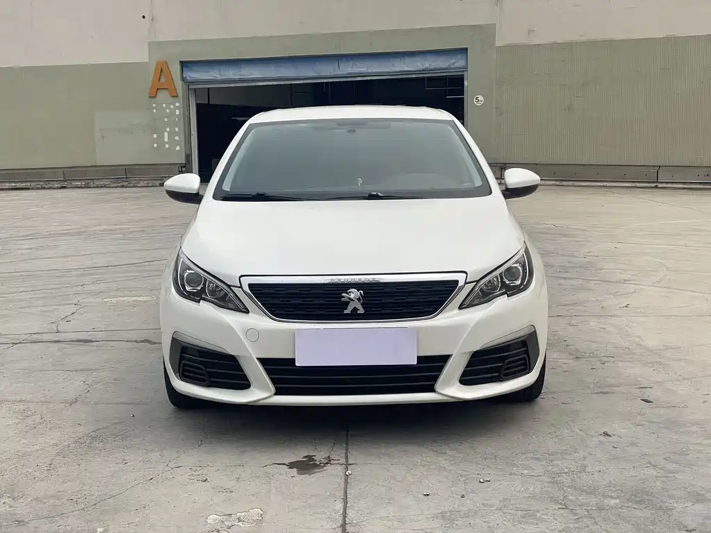 Peugeot 308 — миниатюра 2