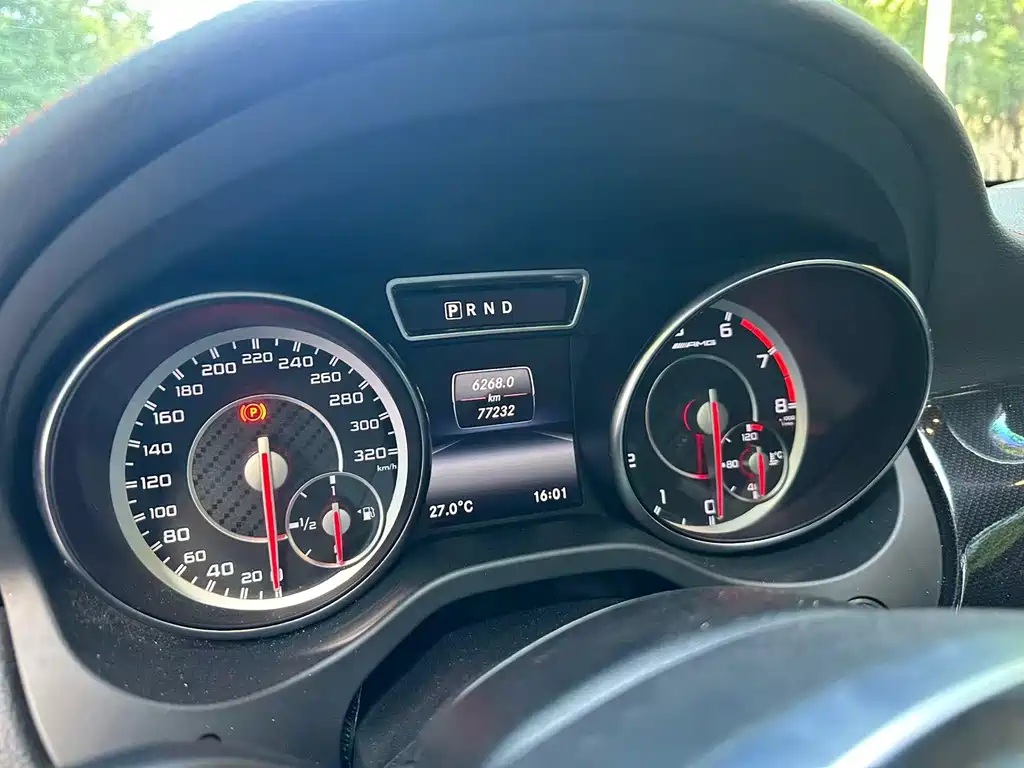 Mercedes-Benz GLA AMG — миниатюра 13
