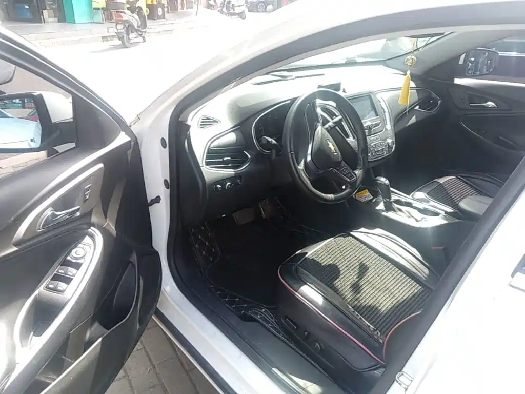 Chevrolet Malibu XL — миниатюра 16