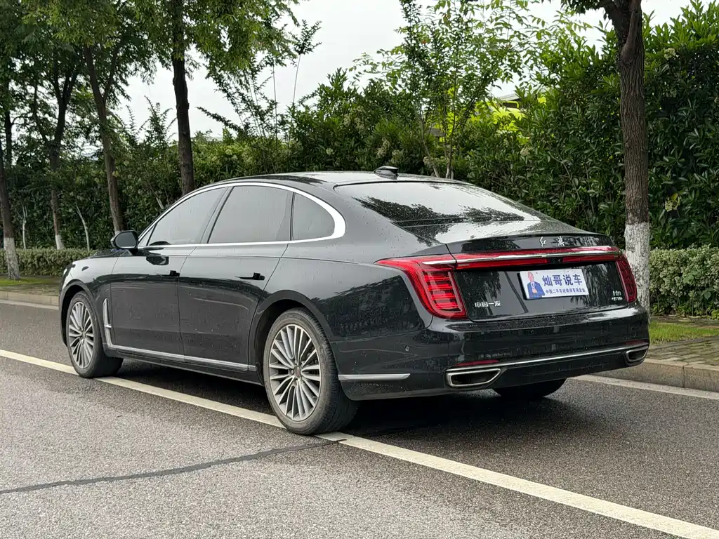 Hongqi H9 2020 2.0T
