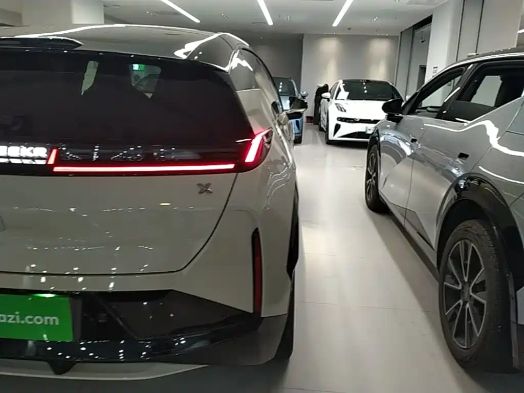 Zeekr X 2025 мест