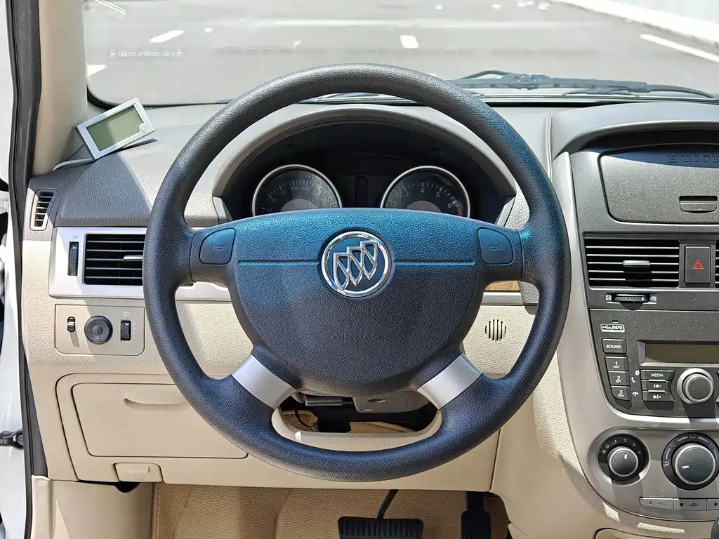 Buick Excelle — миниатюра 16
