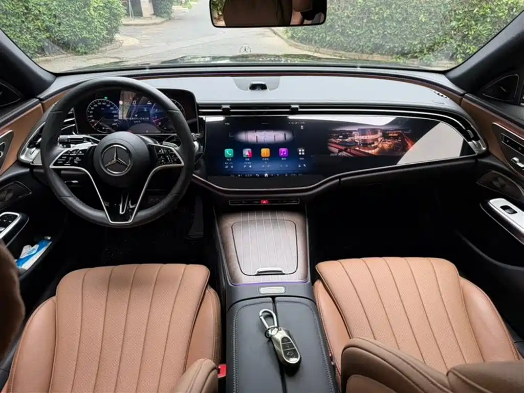 Mercedes-Benz E-Class E 2024 E 300 L Luxury