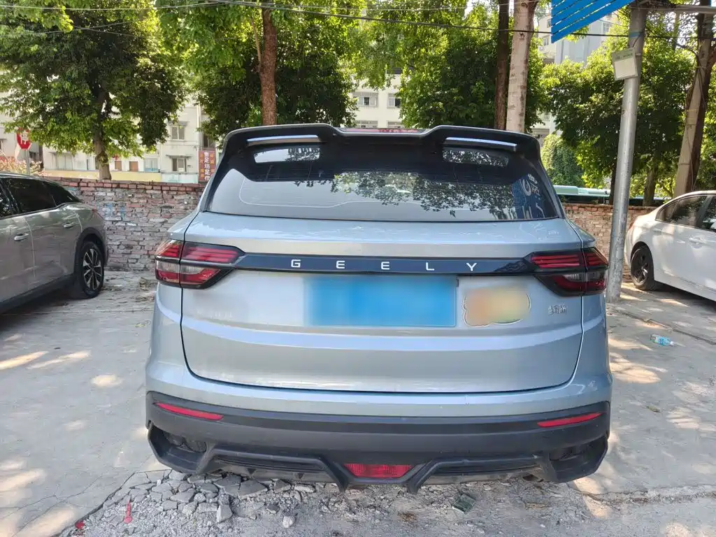 Geely Binyue — миниатюра 6