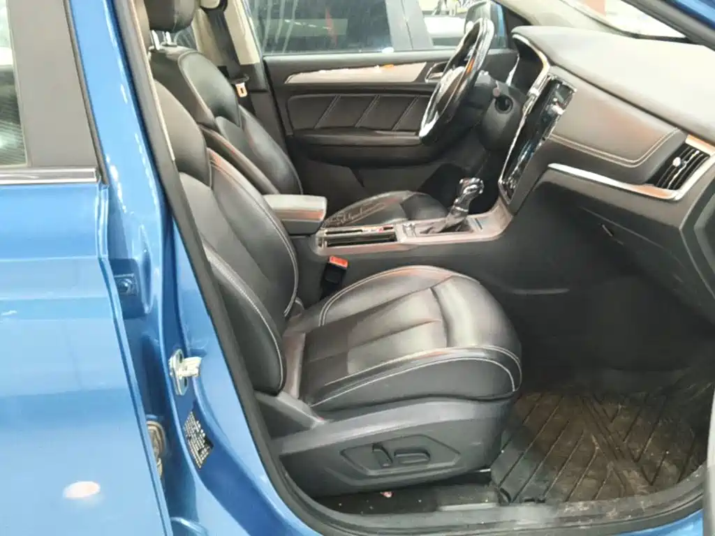 Roewe RX5 — миниатюра 25