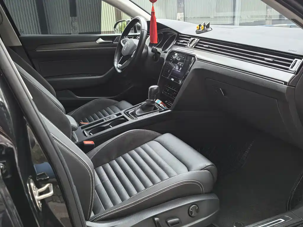 Volkswagen Magotan — миниатюра 4