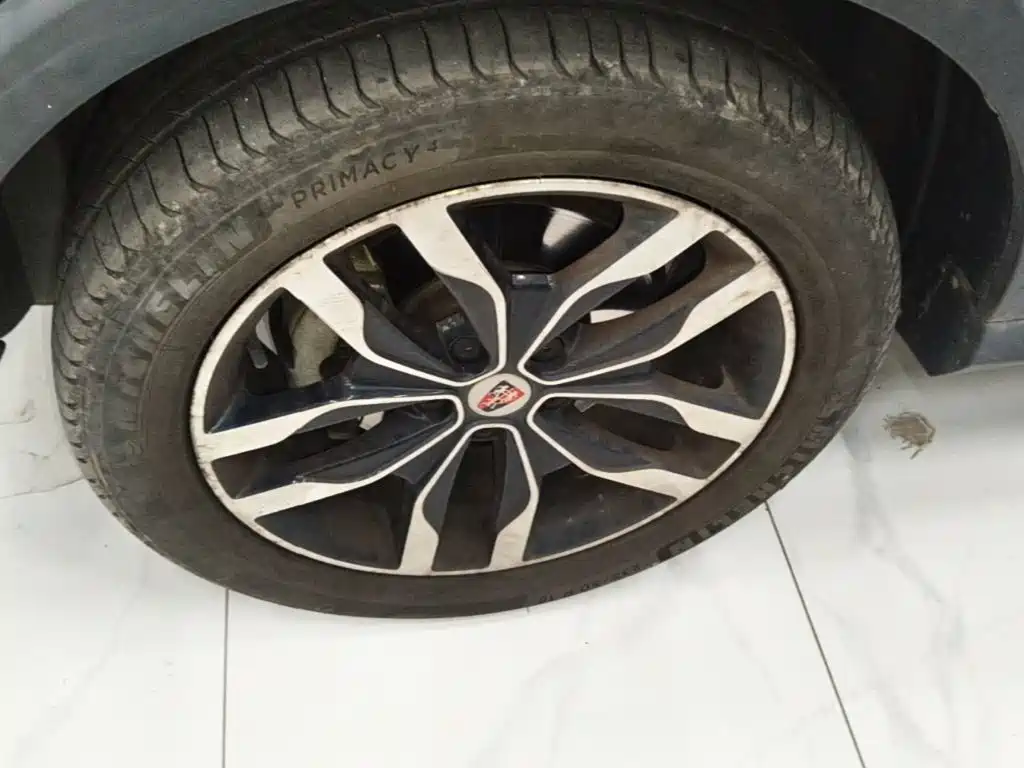 Roewe RX5 — миниатюра 23