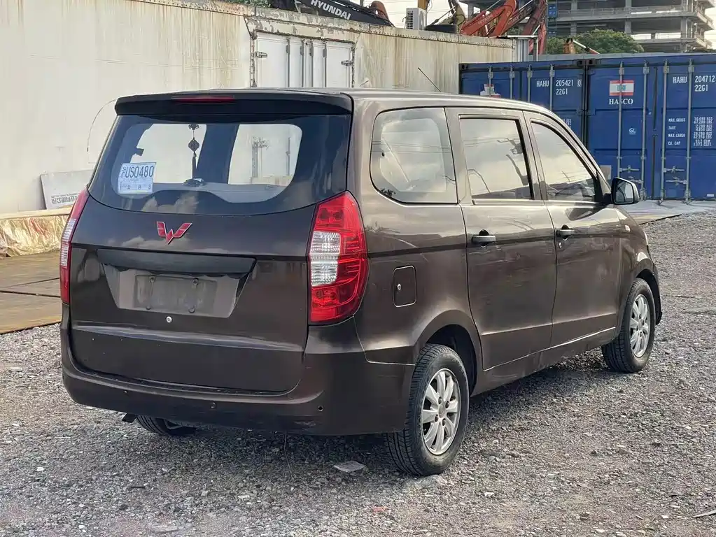 Wuling Hongguang — миниатюра 13