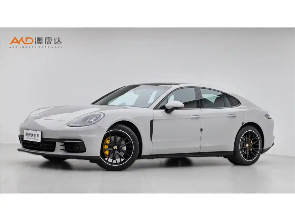 Porsche Panamera 2021