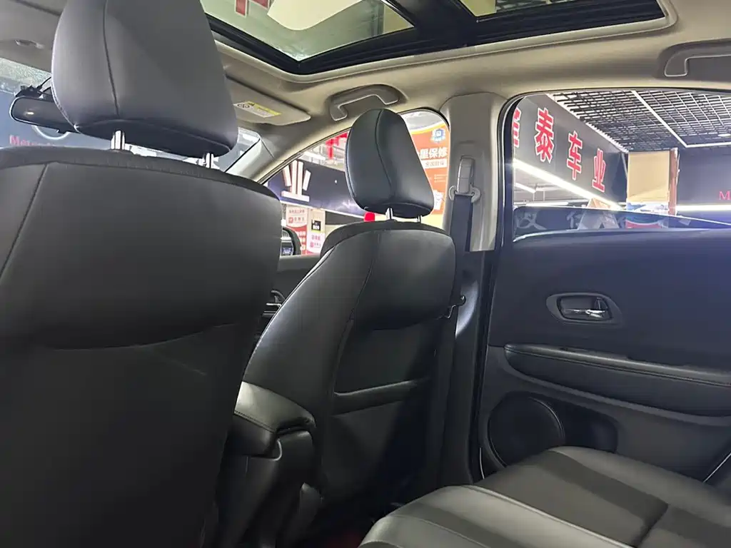 Honda Vezel — миниатюра 10