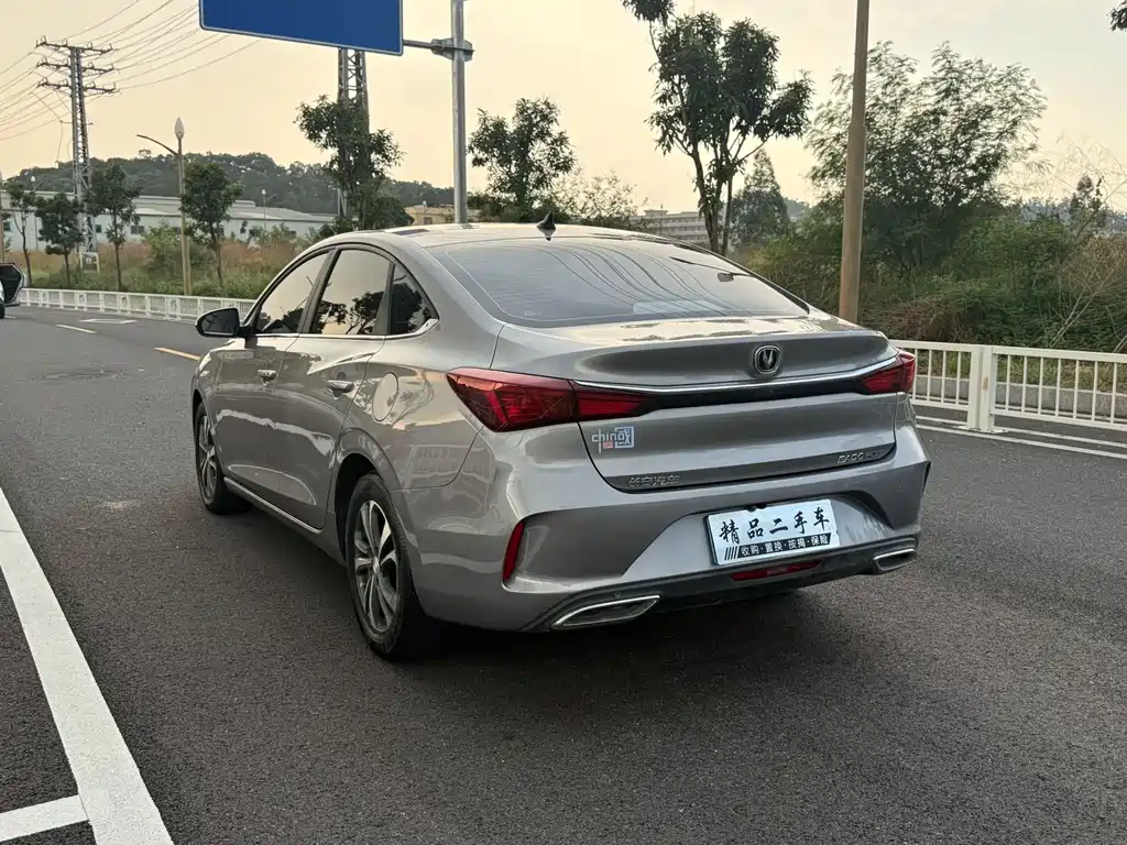 Changan Eado — миниатюра 6