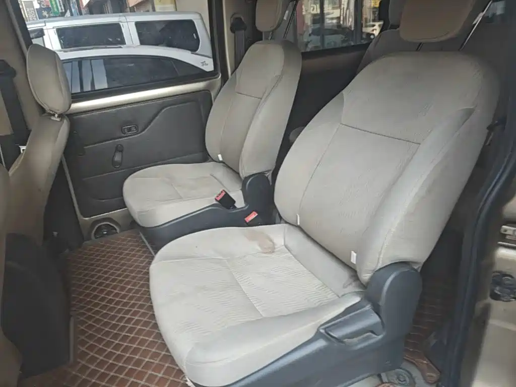 Wuling Rongguang V — миниатюра 17