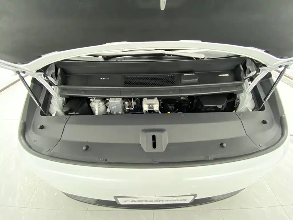 Li Auto Li MEGA — миниатюра 12