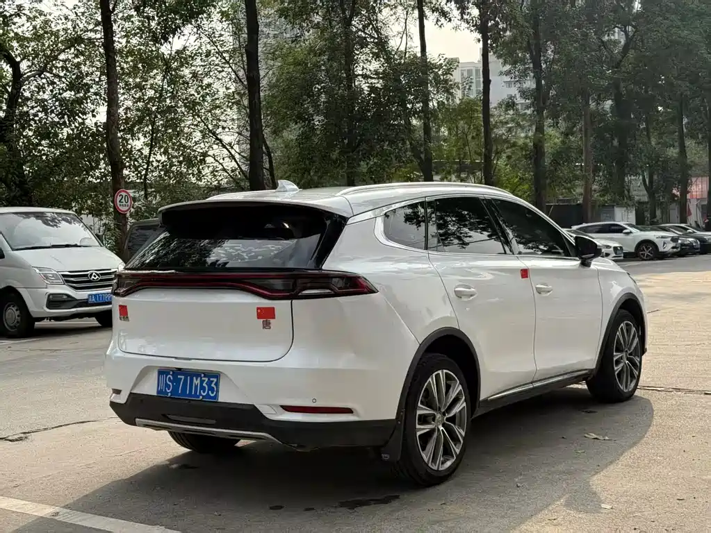 BYD Tang — миниатюра 9