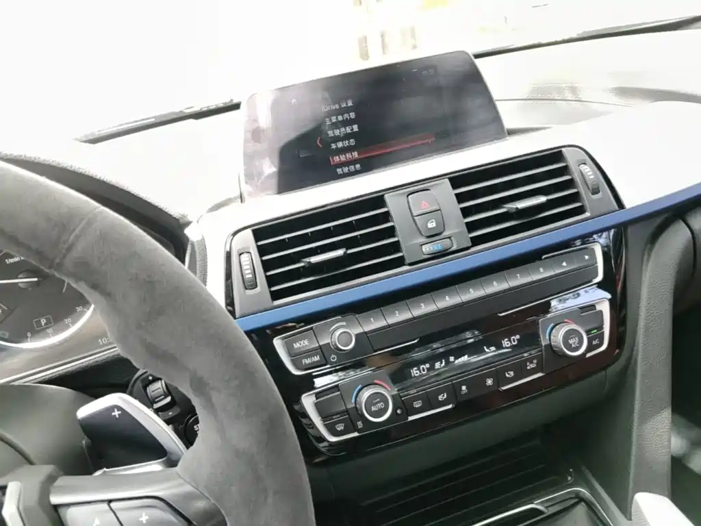 BMW 3 Series — миниатюра 13