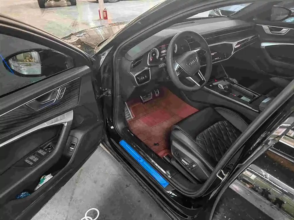 Audi A6L 2025 45 TFSI quattro