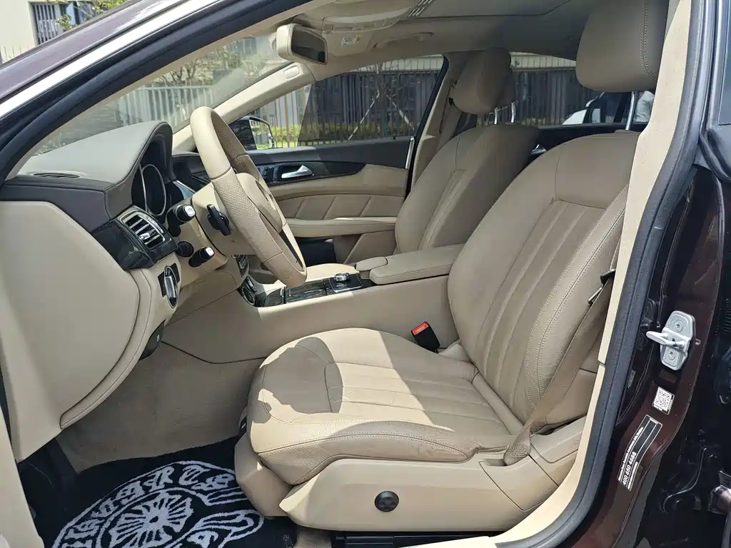 Mercedes-Benz CLS — миниатюра 5