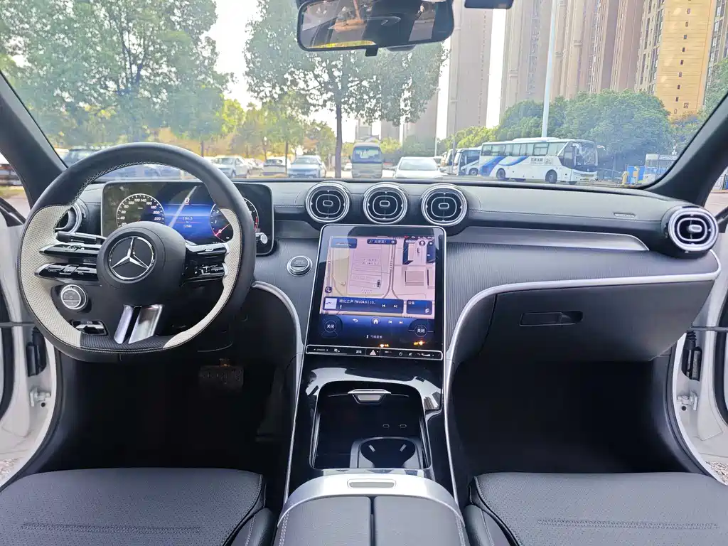 Mercedes-Benz C-Class C 2025 C 260 L Sport