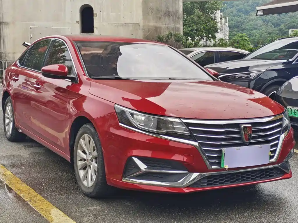 Roewe i6 New Energy — миниатюра 3