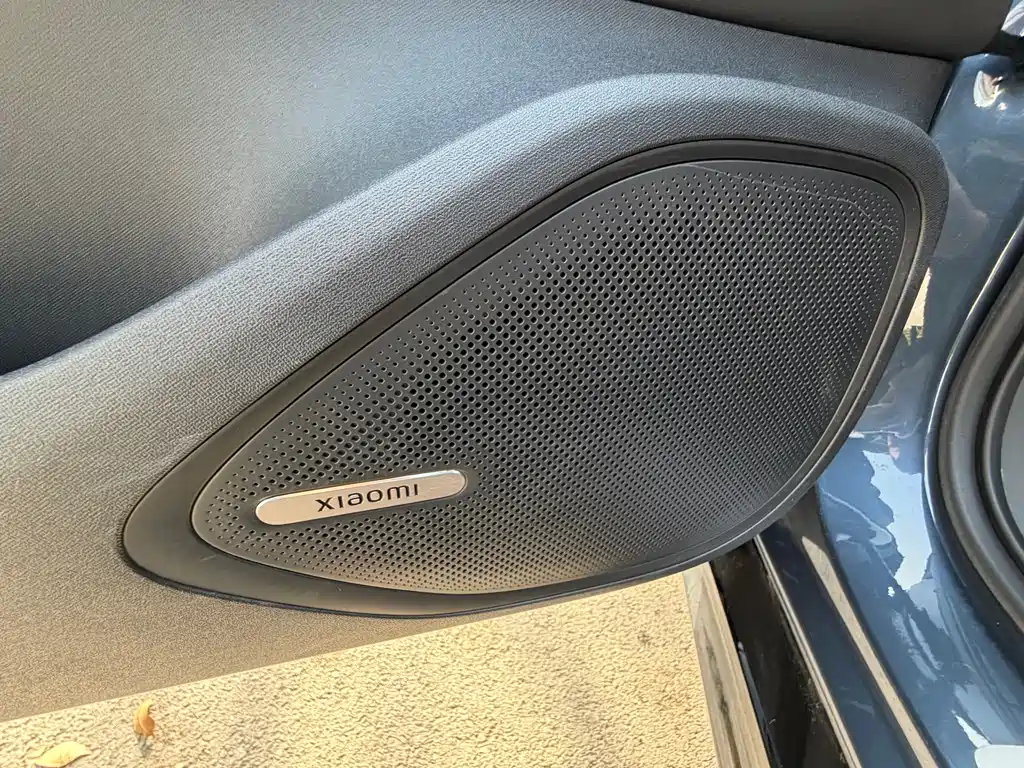 XIAOMI CAR XIAOMI SU7