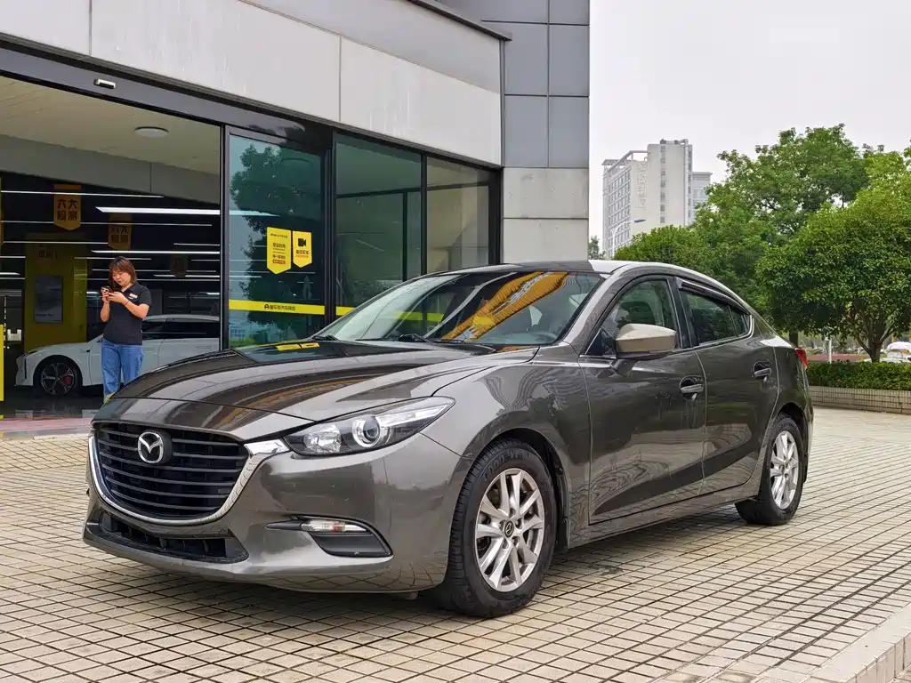 Mazda 3 Axela