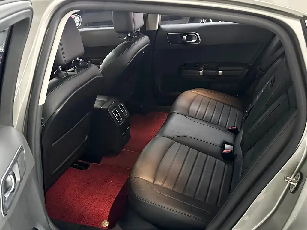 Citroen C6 — миниатюра 4