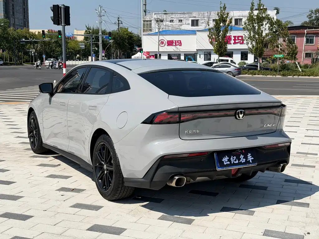 Changan UNI-V — миниатюра 9