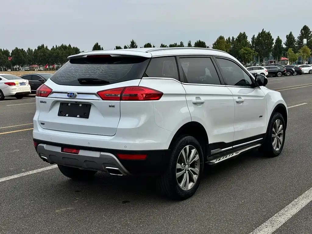 Geely Boyue — миниатюра 4