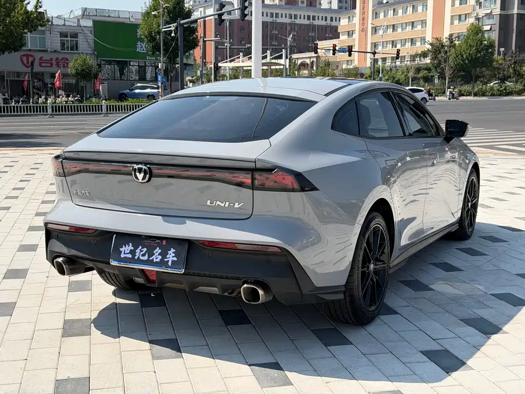 Changan UNI-V — миниатюра 7
