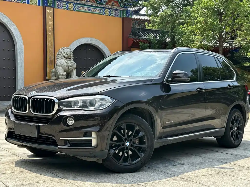 BMW X5 (Import)