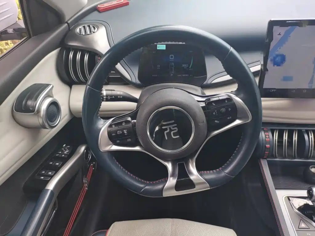 BYD Yuan Plus — миниатюра 3